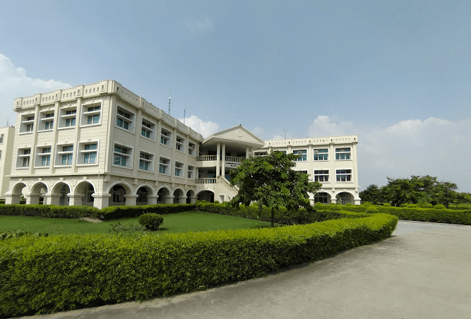 NIU Greater Noida Campus.png